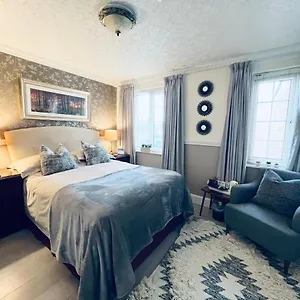  Gasthof Ashleigh House